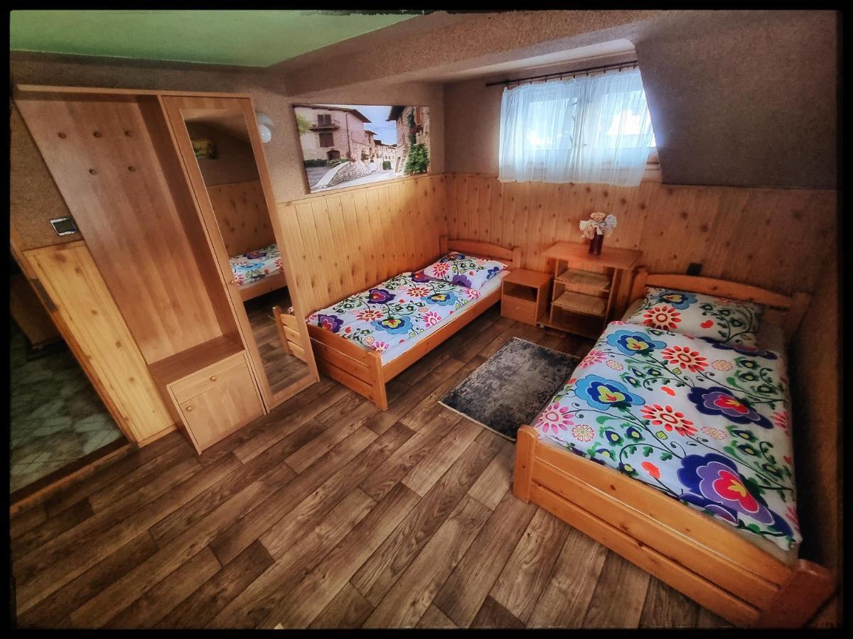 Noclegi U Marka Czernichow  Екстер'єр фото